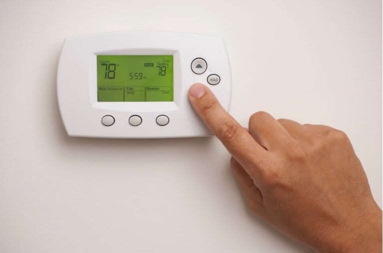 AC Thermostat Keeps Resetting to 85 – What to Do?